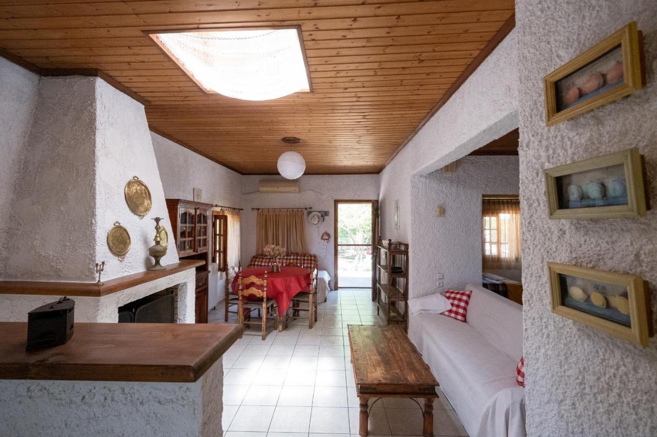 Nagia's House, Εξοχική κατοικία κοντά στη θάλασσα! Κορακοχώρι Εξωτερικό φωτογραφία